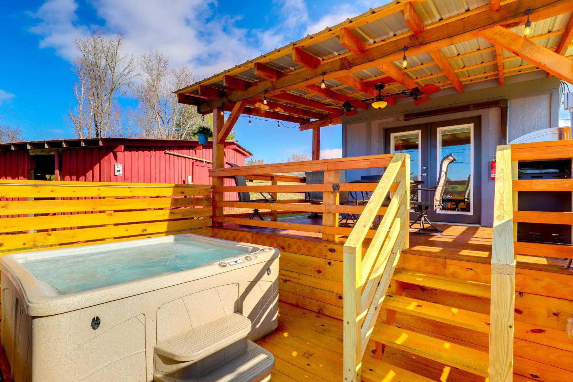 Marshall Studio With Loft, Hot Tub And Views! ภายนอก รูปภาพ